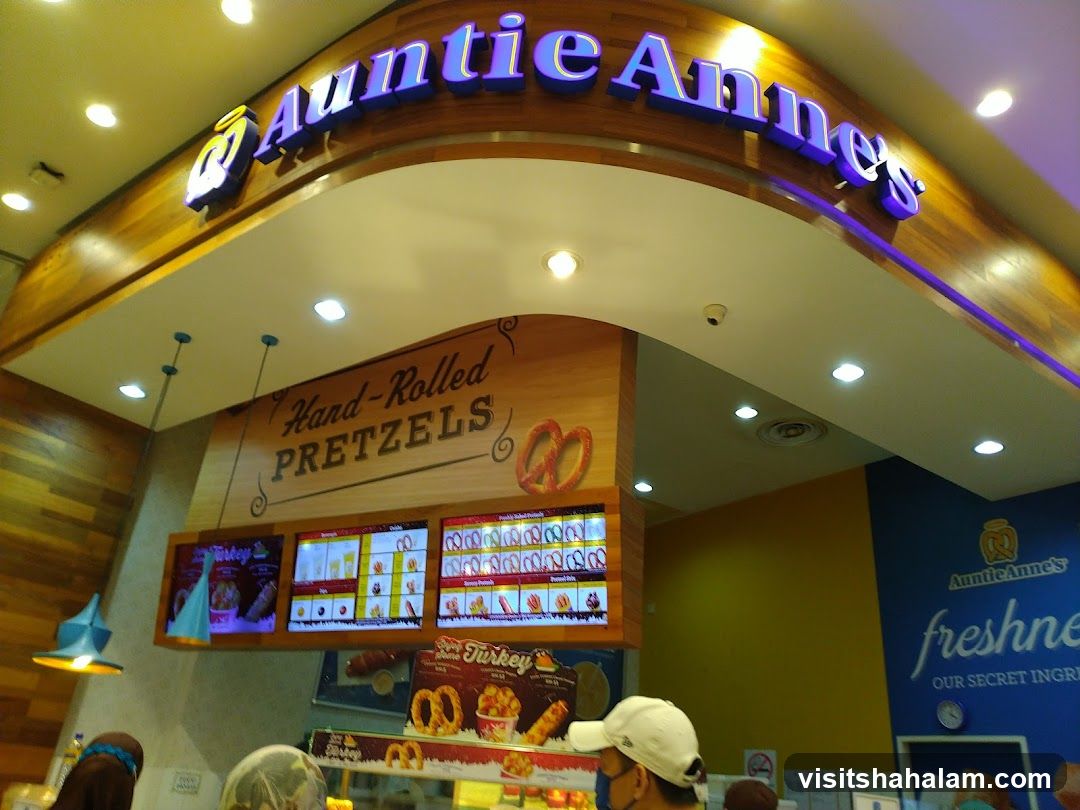 Auntie Anne's Pretzel Shop