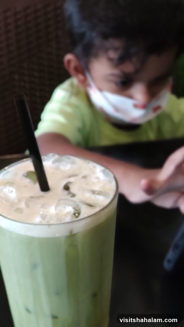 Iced Matcha Latte