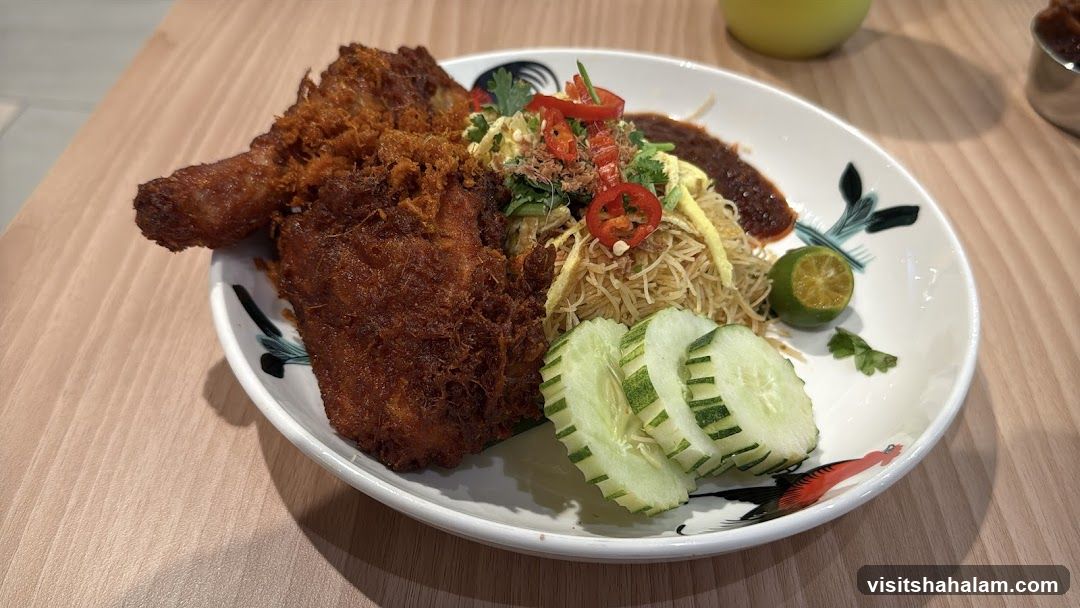 Fried Chicken with Noodles