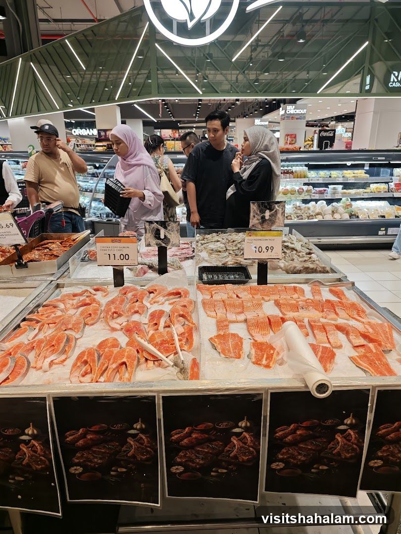Supermarket Seafood Display
