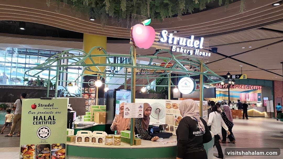 Strudel Bakery House Stall