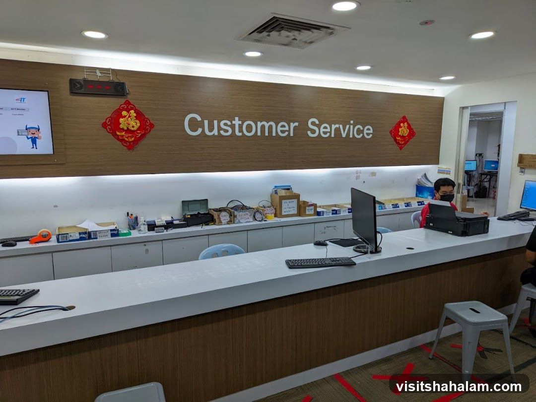Customer Service Counter
