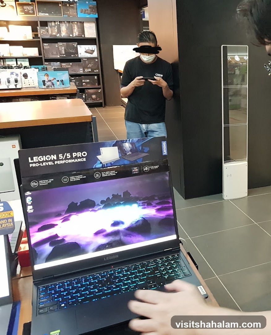 Lenovo Legion Laptop Display