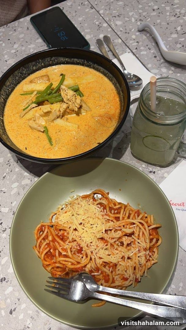 Spaghetti and Curry Noodles