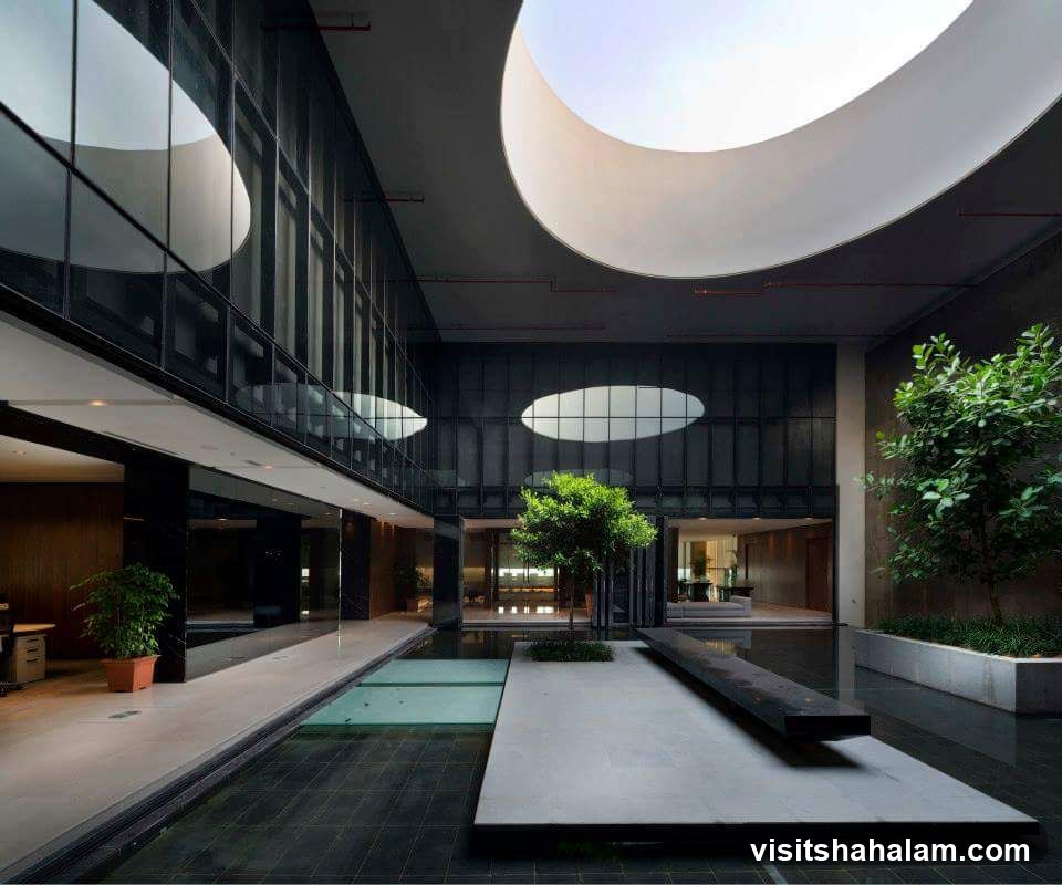 Modern Courtyard with Skylight