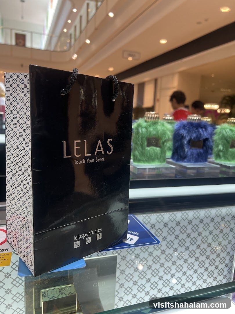 Lelas Perfume Bag