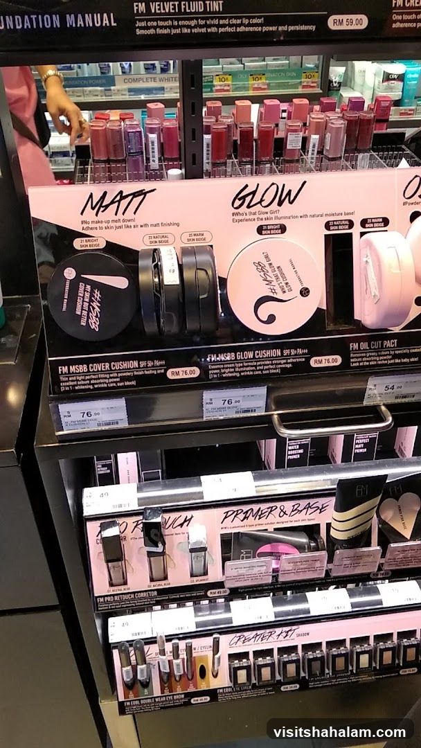 Cosmetics Display