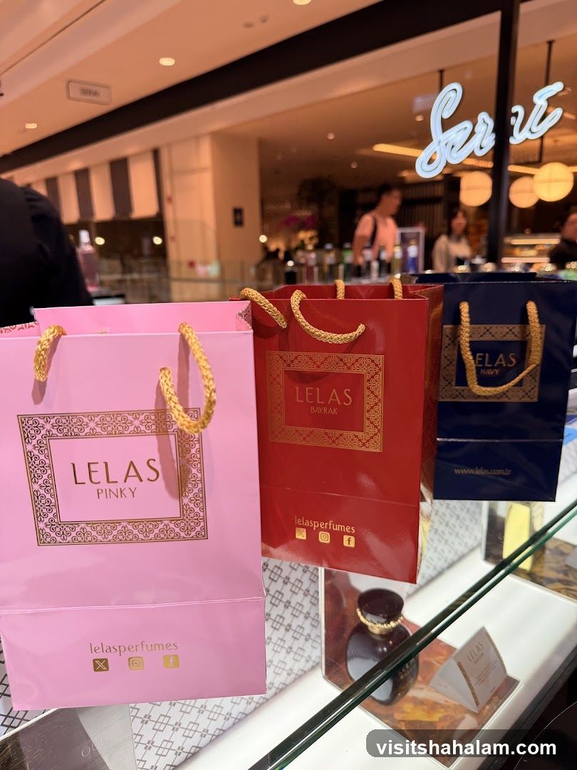 Lelas Perfume Shopping Bags