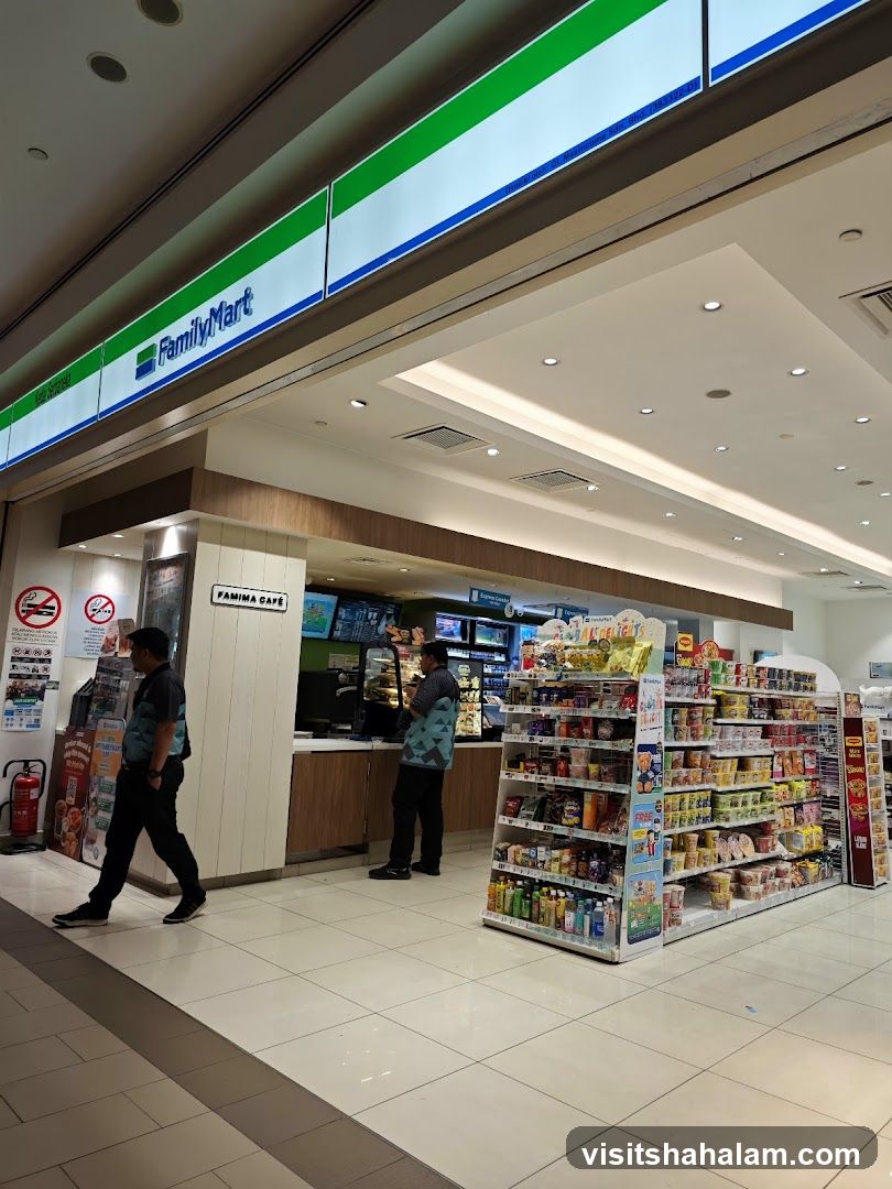 FamilyMart