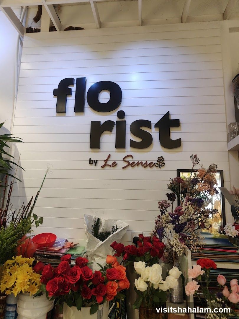 LESENSE FLORIST