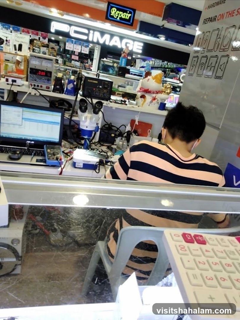 Electronics Repair Shop