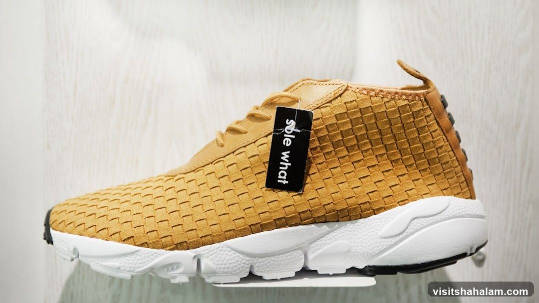 Woven Sneaker with Tag