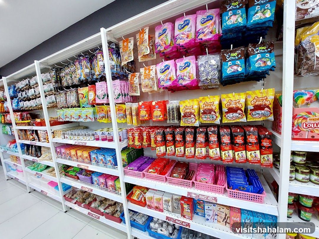 Candy and Snack Aisle