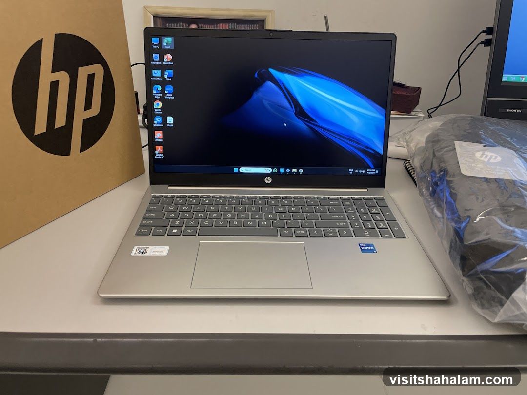 HP Laptop and Packaging