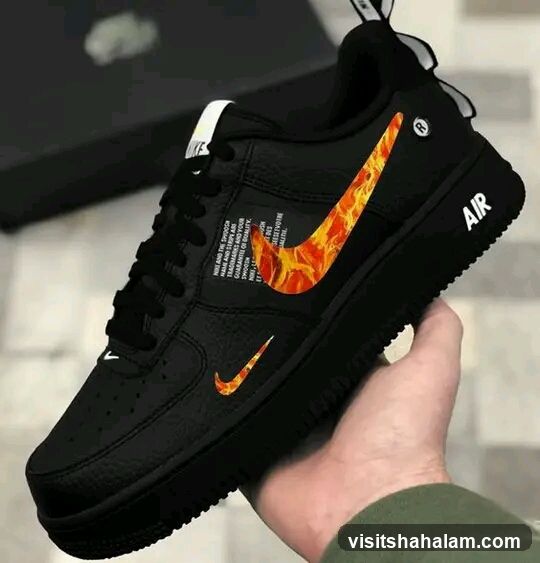 Nike Air Force 1 Sneakers