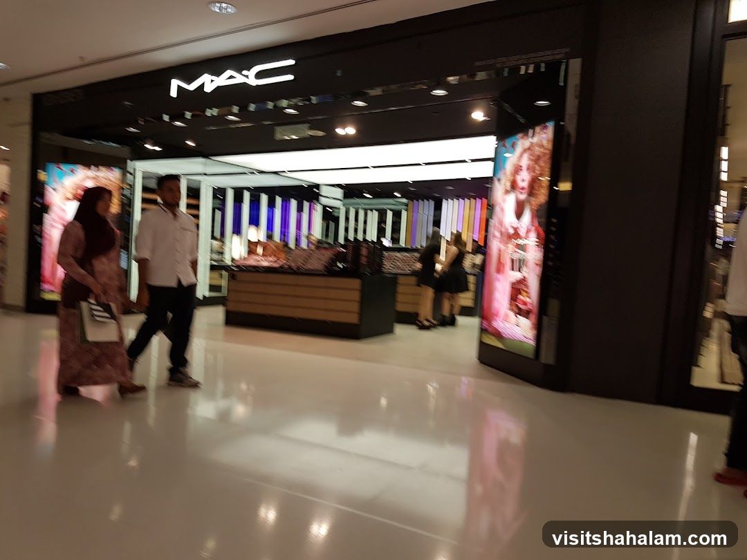 MAC Cosmetics Storefront