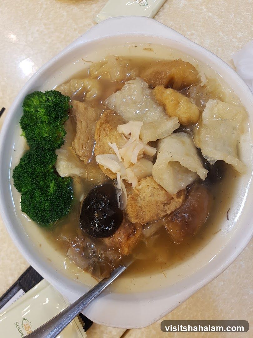 Soup with Tofu and Broccoli