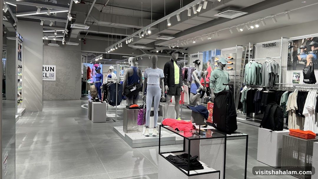Puma Store Interior