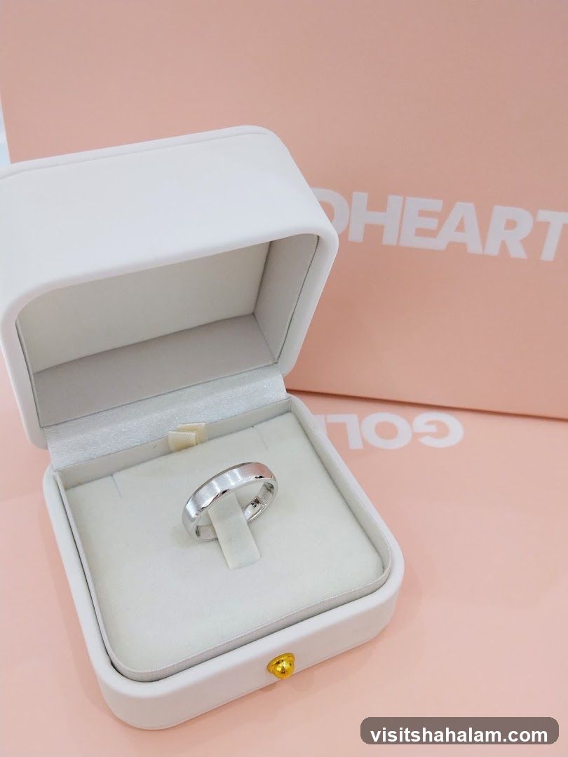 Ring in a box