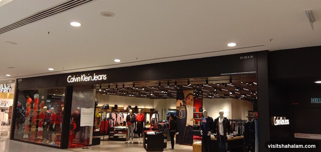 Calvin Klein Jeans Storefront