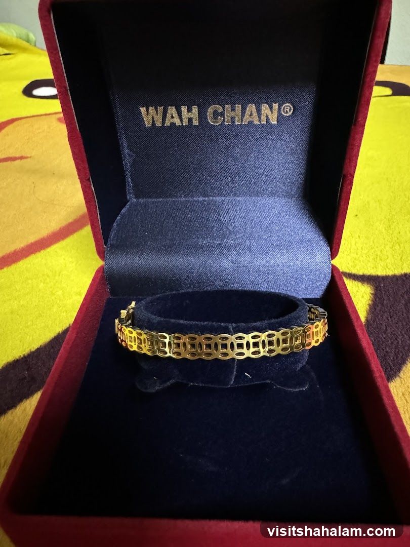 Gold bracelet in a presentation box