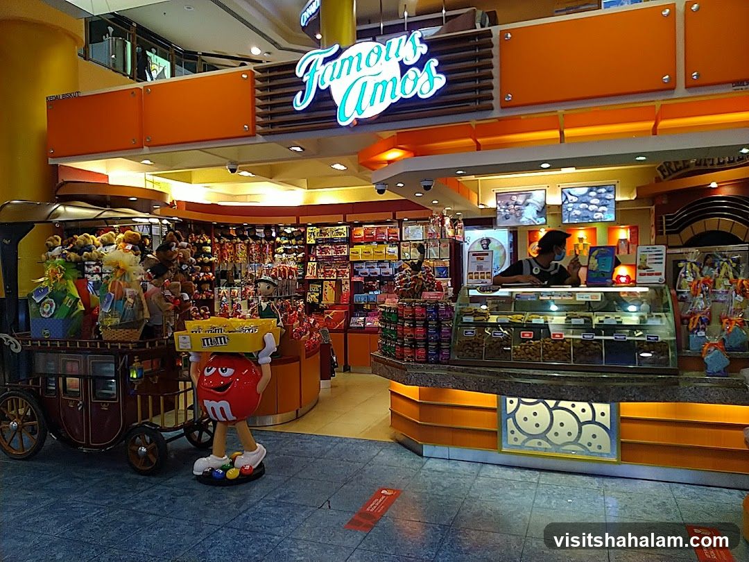 Famous Amos