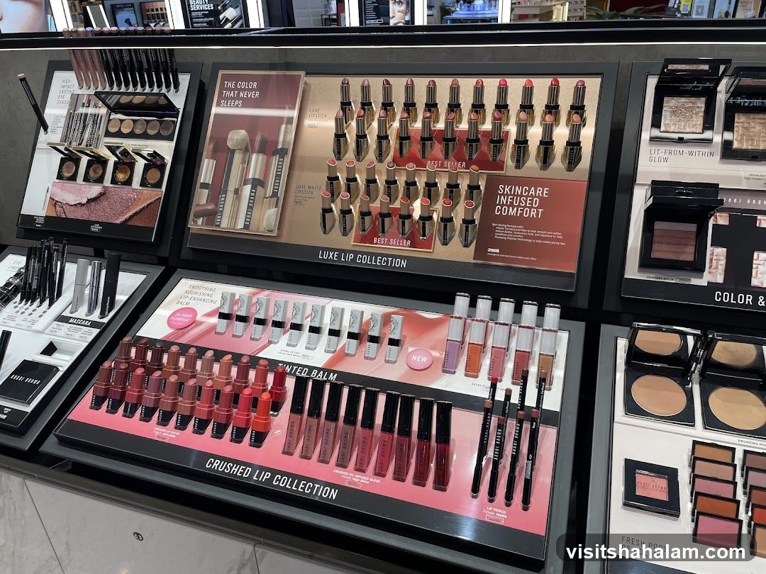 Cosmetics Display