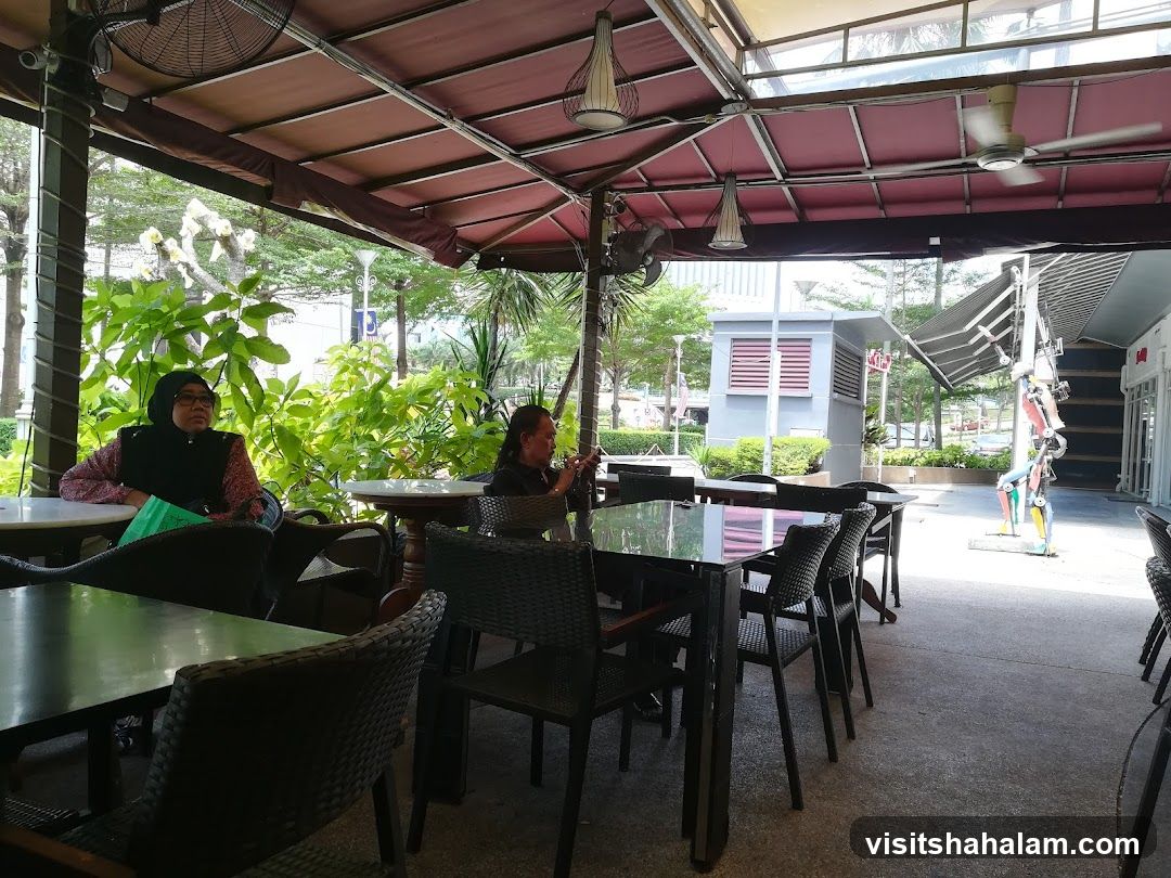 Outdoor Seating Area