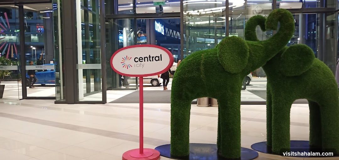 Central i-City Entrance with Topiary Elephants