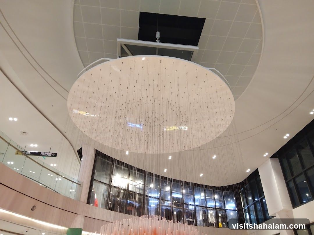 Modern Chandelier in Shopping Mall