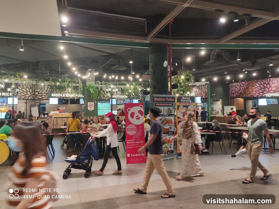 Food Court