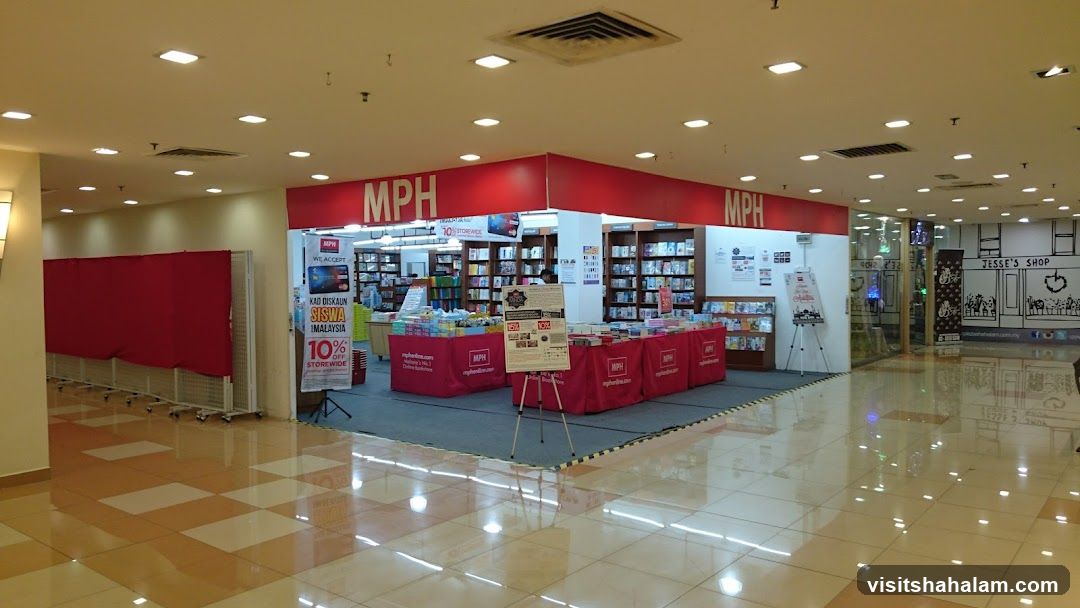 MPH Bookstore Display