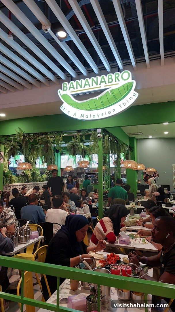 Bananabro Restaurant Interior
