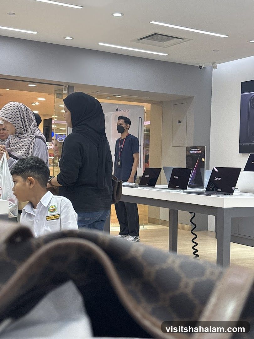 Electronics Store Display