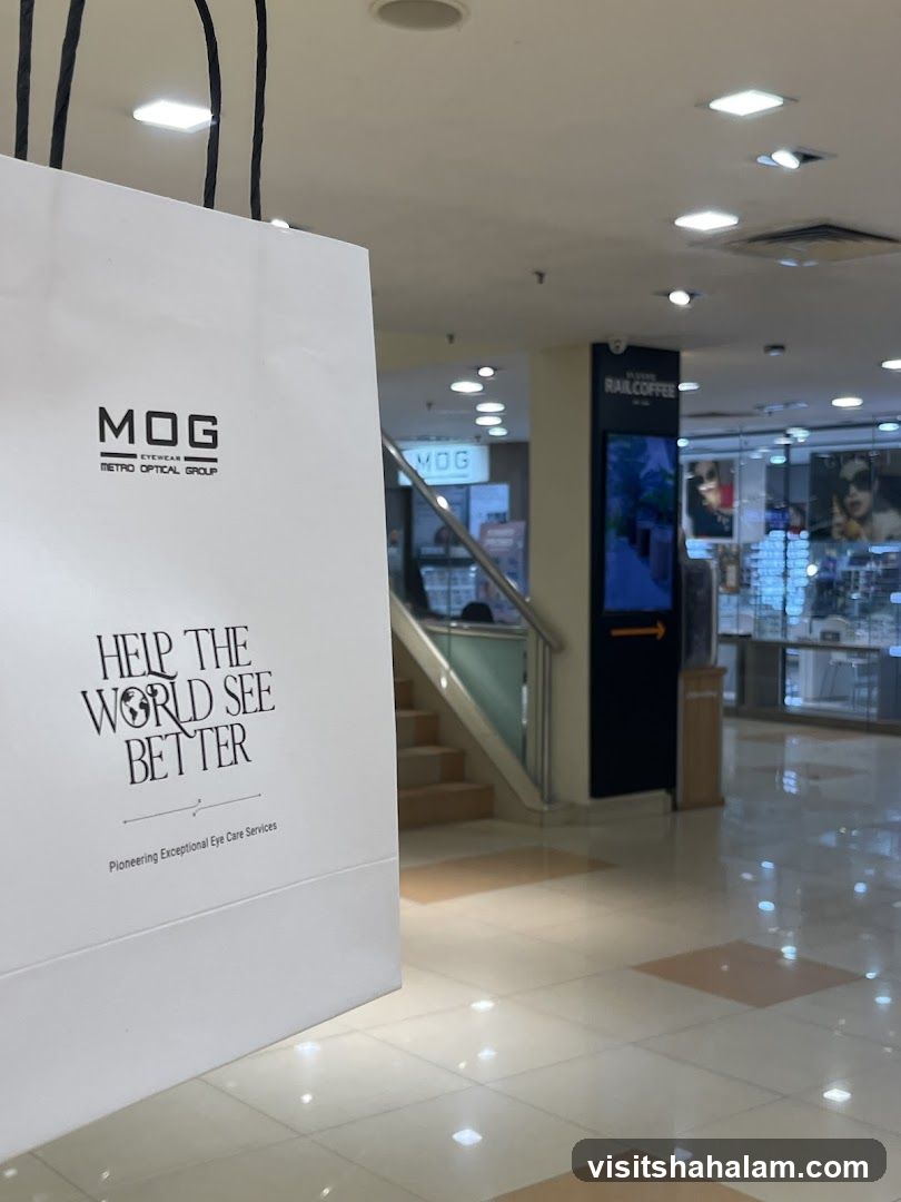 MOG Eyewear Store Interior