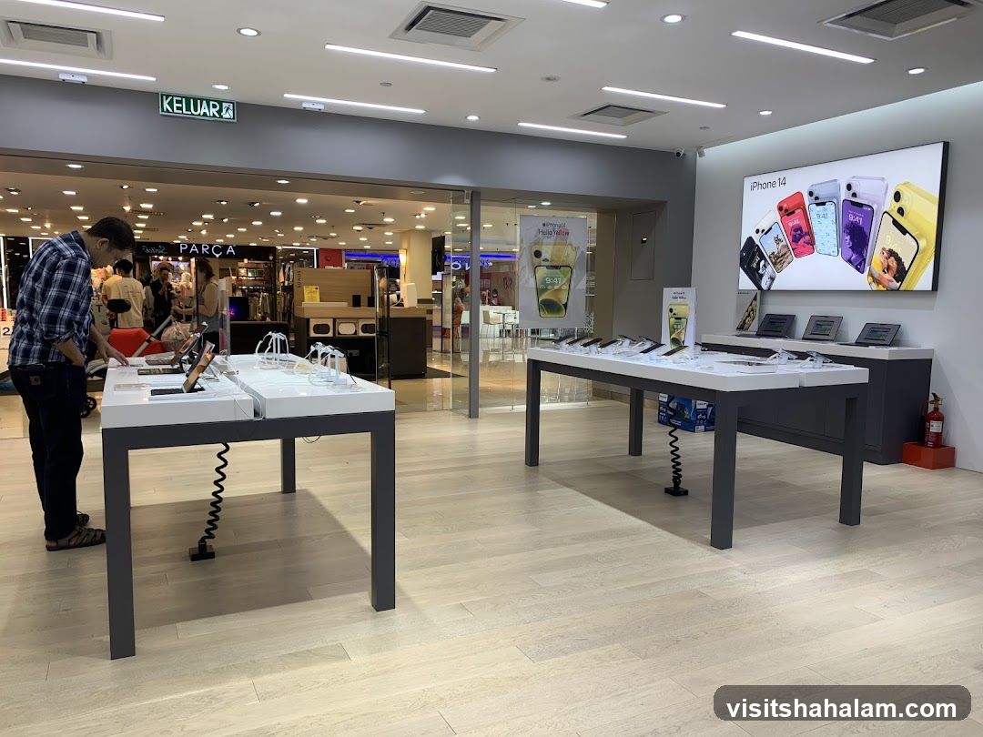 Electronics store display