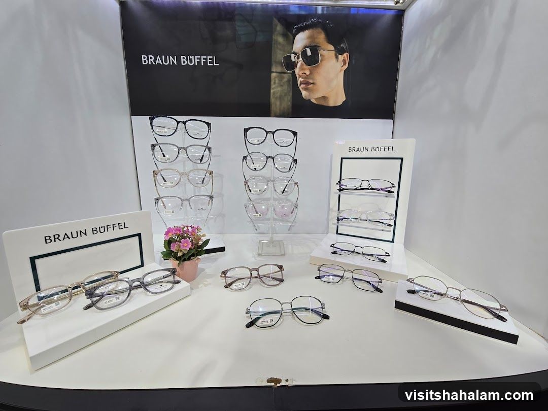 Braun Buffel Eyewear Display