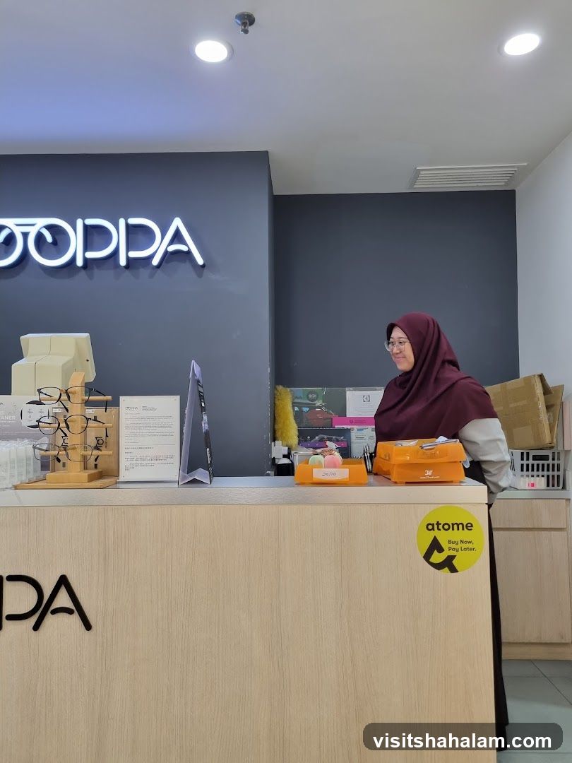 Optician's Counter