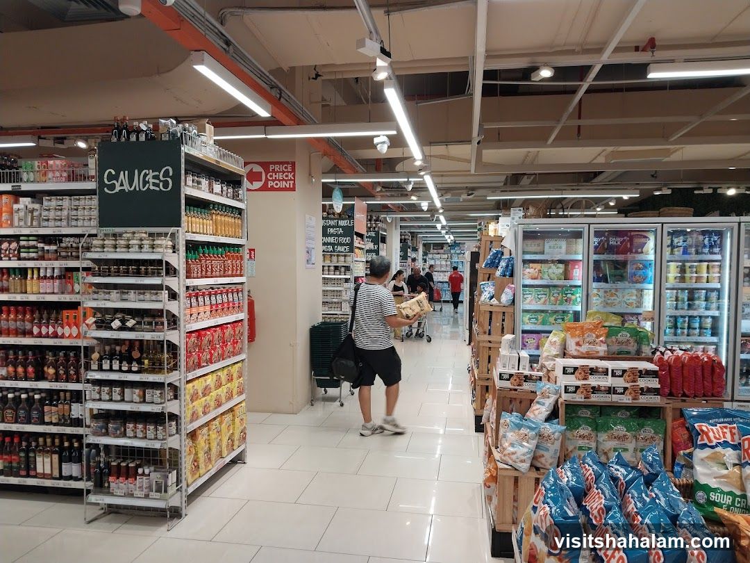 Grocery Store Aisle