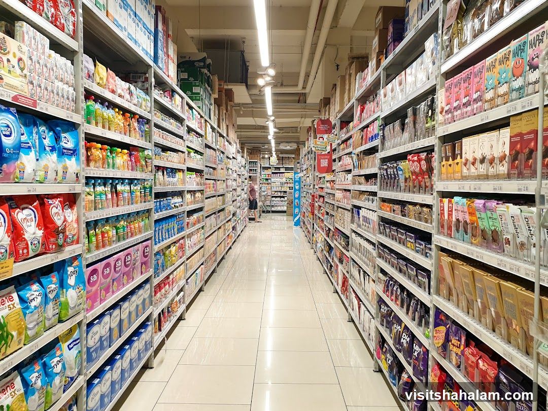 Supermarket Aisle
