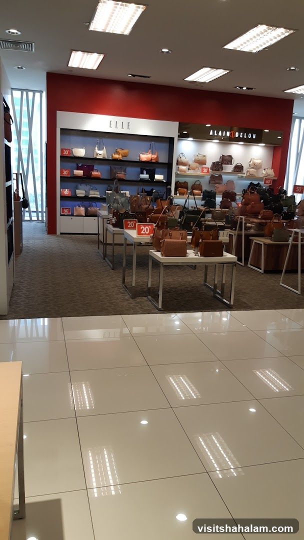 Handbag Store Display