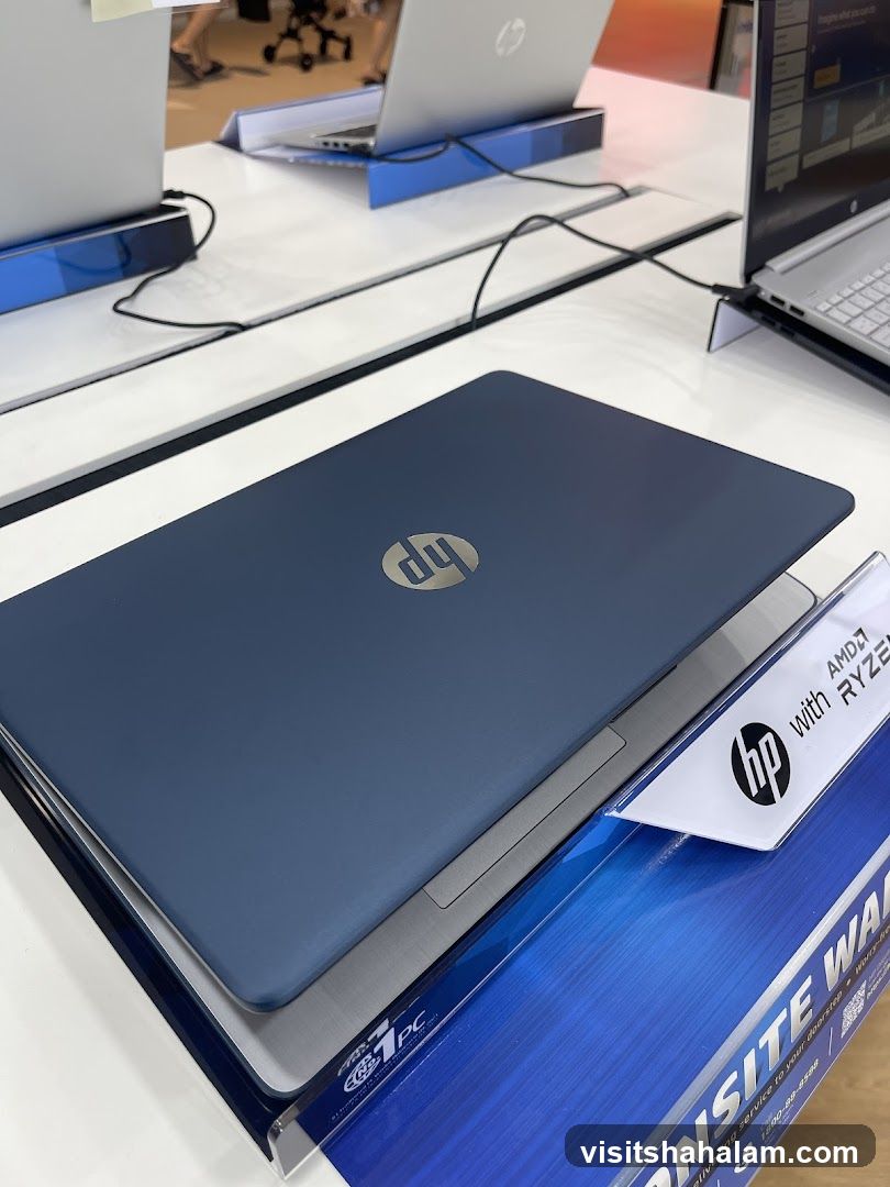 HP Laptops on Display