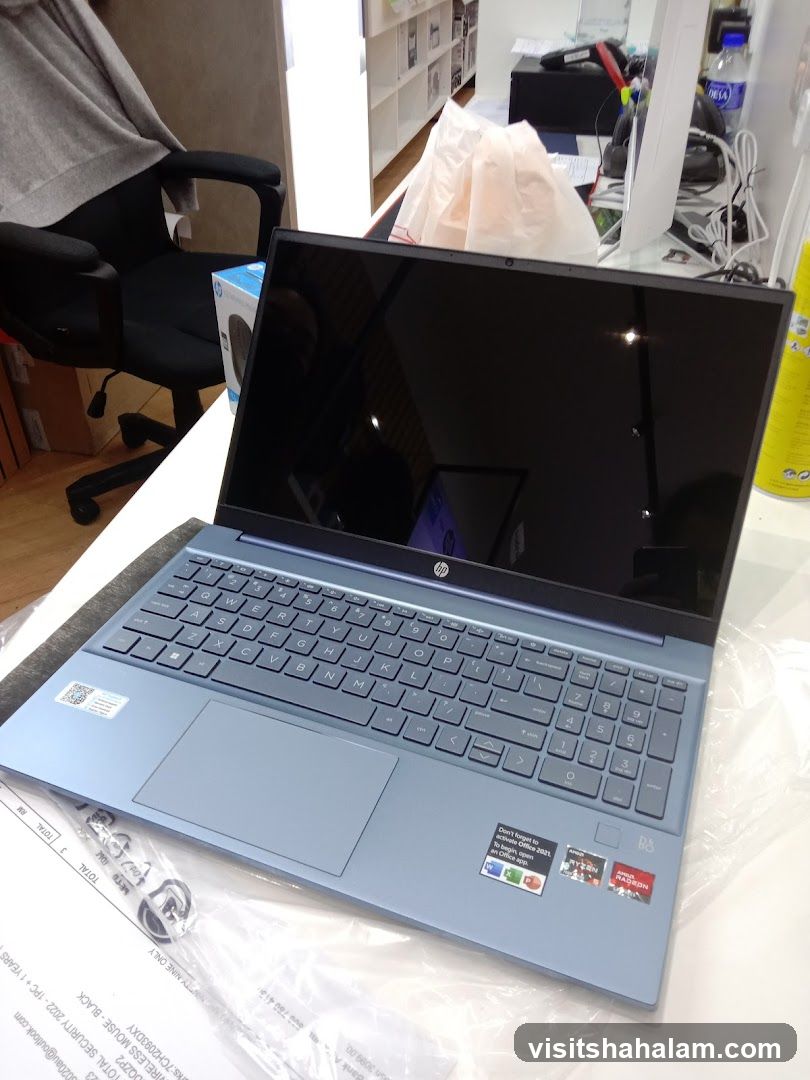 Blue HP Laptop