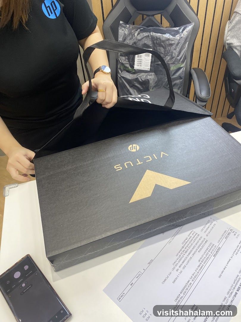 HP Victus Laptop Box