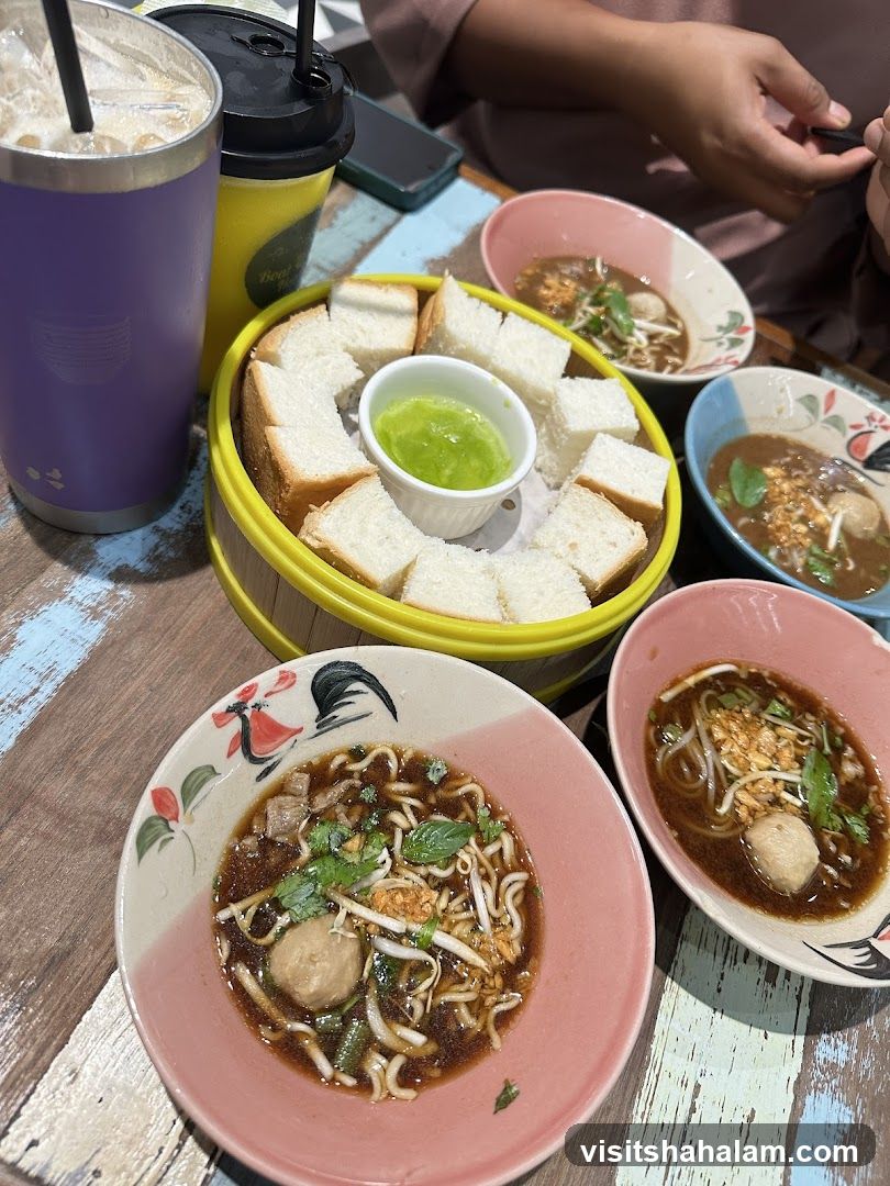 Noodle Soup and Bread with Dip