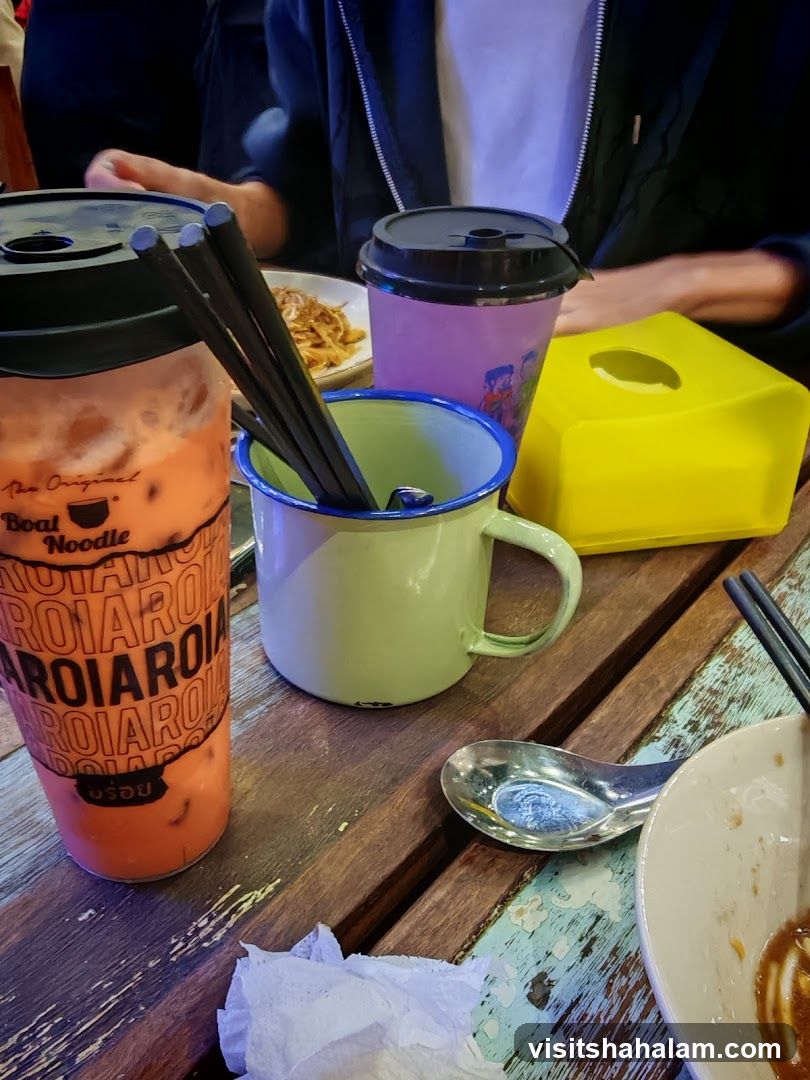 Thai Iced Tea and Noodles