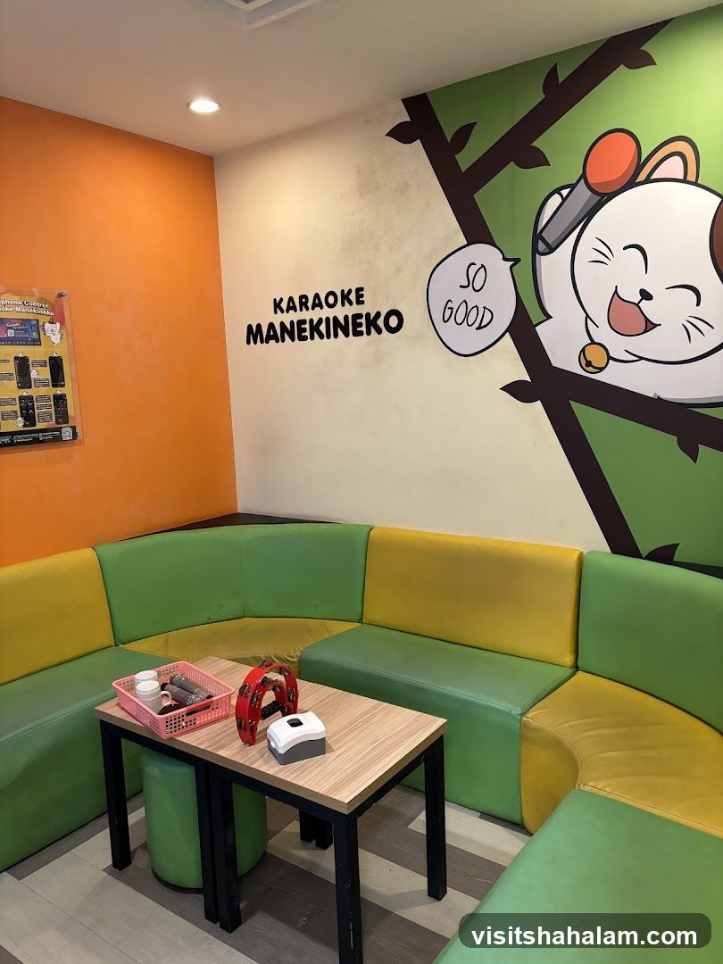 Karaoke Manekineko Room