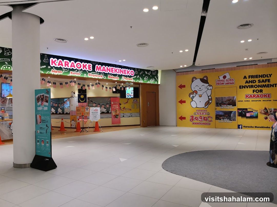 Karaoke Manekineko Storefront