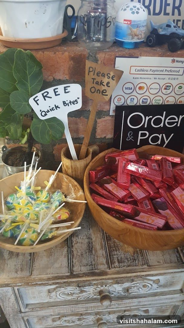 Free Quick Bites Display