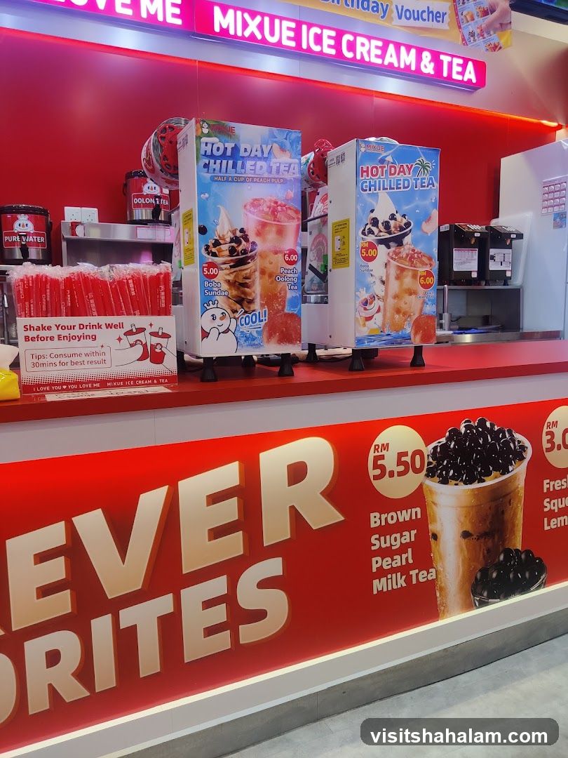 Mixue Ice Cream & Tea Counter